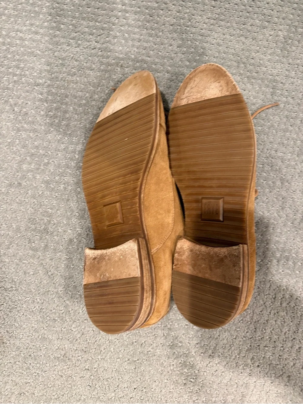 Frye Men’s Suede Cap-Toe Derby in Cognac